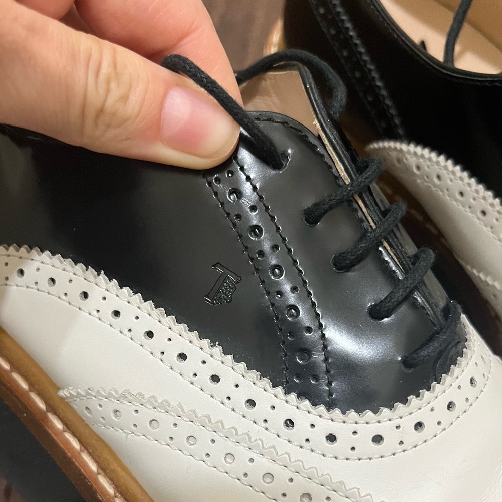 TOD’S LEATHER PLATFORM CREEPER SHOES - Picture 8 of 11